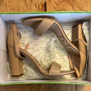 Sam Edelman Yaro Classic Nude Leather Block Heels